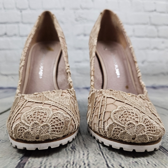 LISA for DONALD J. PLINER | Rawna lace overlay stacked heel shoes - Picture 5 of 11